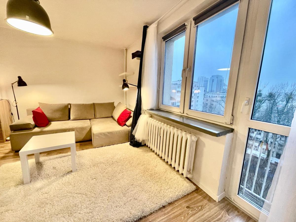 Holiday Metro Fast Wifi Tv'70 Netflix Hbo Appletv Warsaw Exterior photo